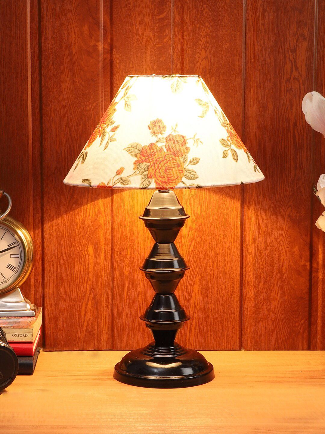 Foziq Black & off white Printed Metal Table Lamps Price in India