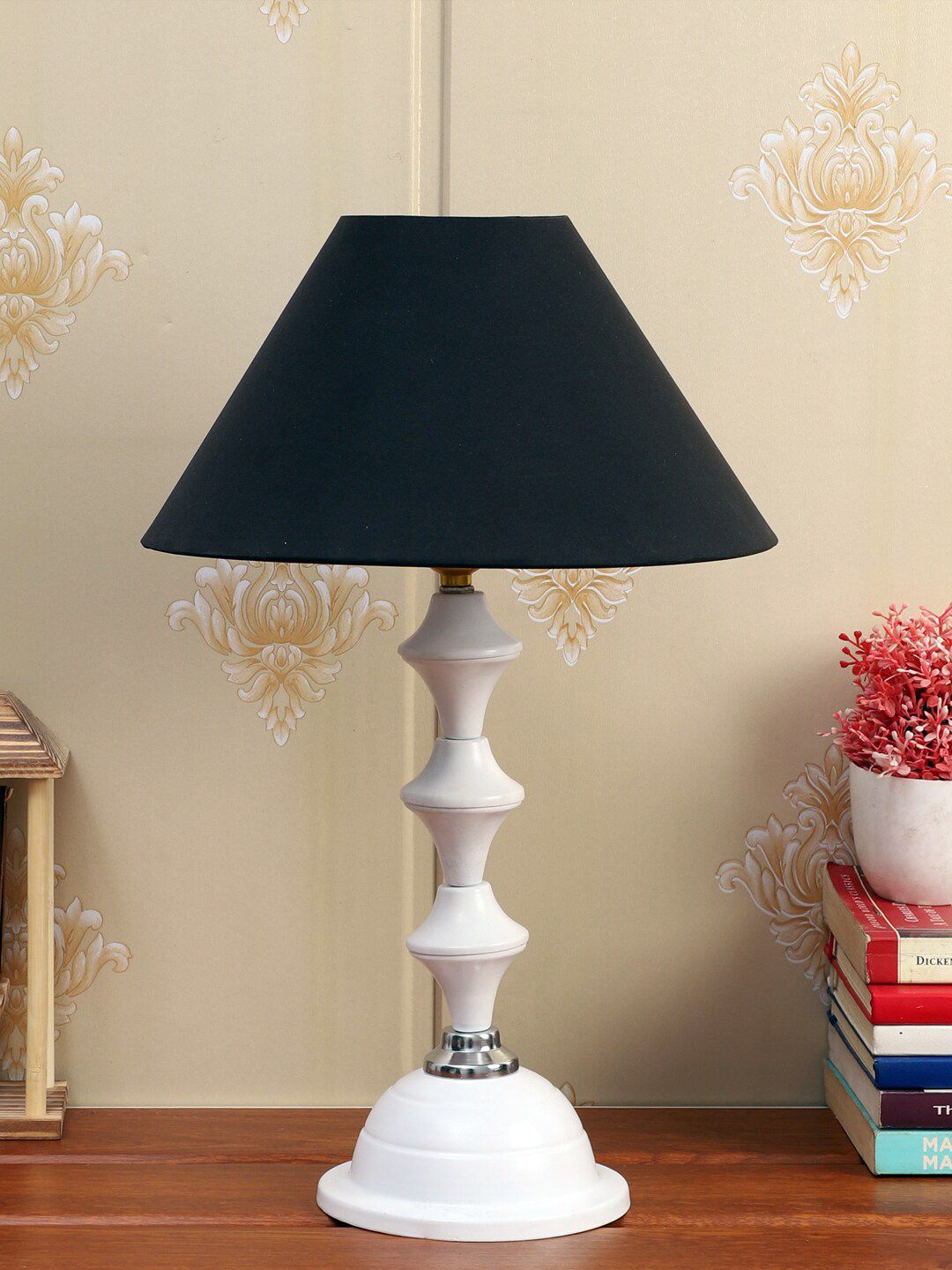 Foziq White & Black Textured Table Lamps With Shade Price in India