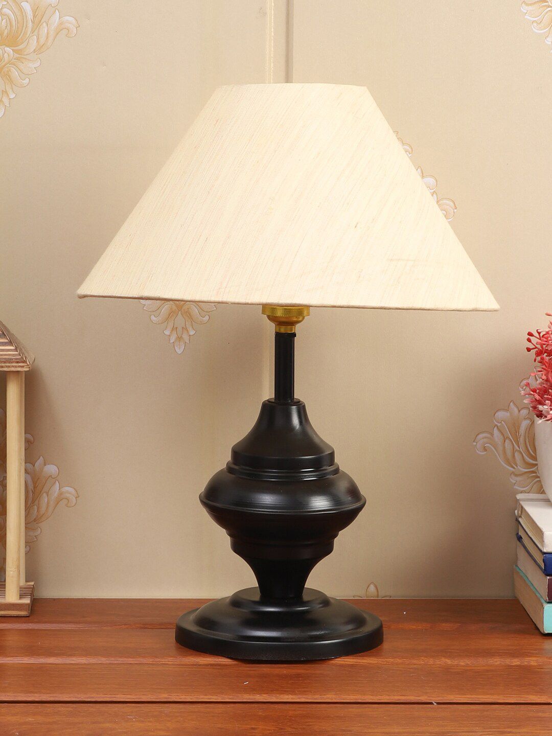 Foziq Black Solid Metal Table Lamps Price in India