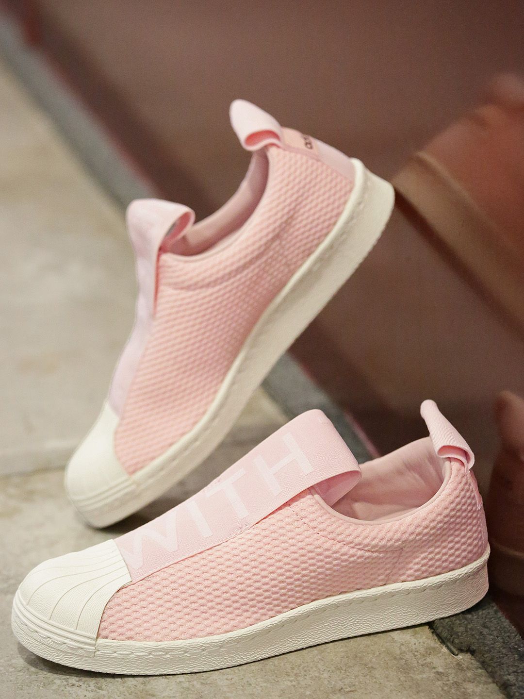 adidas gazelle silver green womens Adidas Superstar II | Women's | (Valentine's Day) Cream White/Better  Scarlet/Sandy Pink/Gum