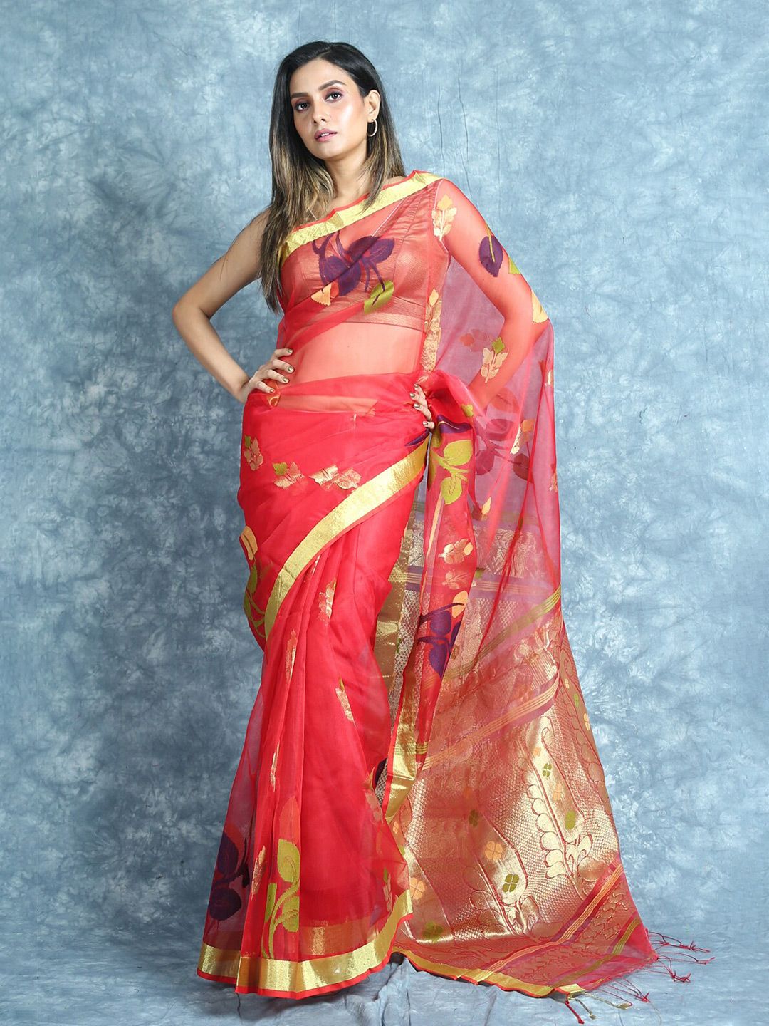 Arhi Red & Gold-Toned Floral Pure Silk Saree Price in India