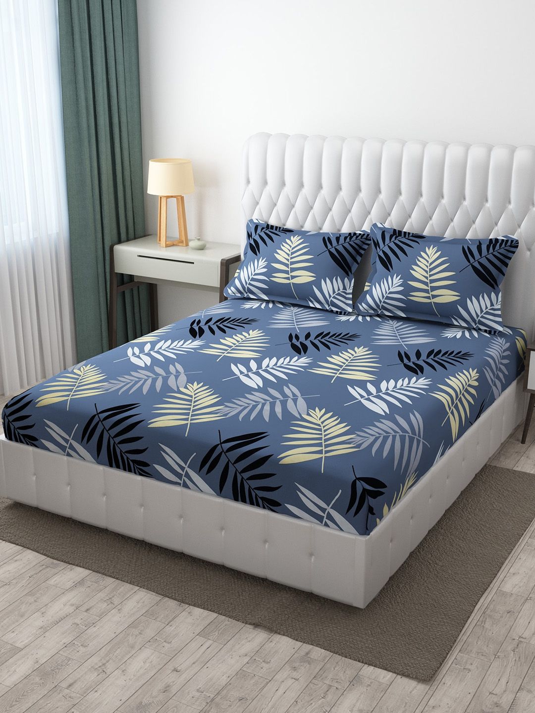 Molly & Michel Grey & Blue Floral 210 TC Queen Bedsheet with 2 Pillow Covers Price in India