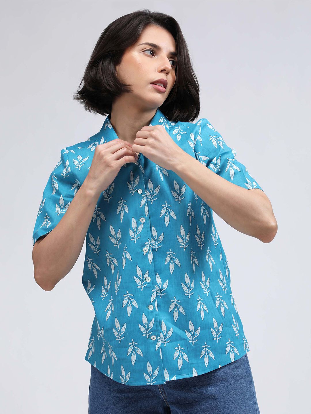 IDK Women Blue & White Floral Print Shirt Style Top Price in India