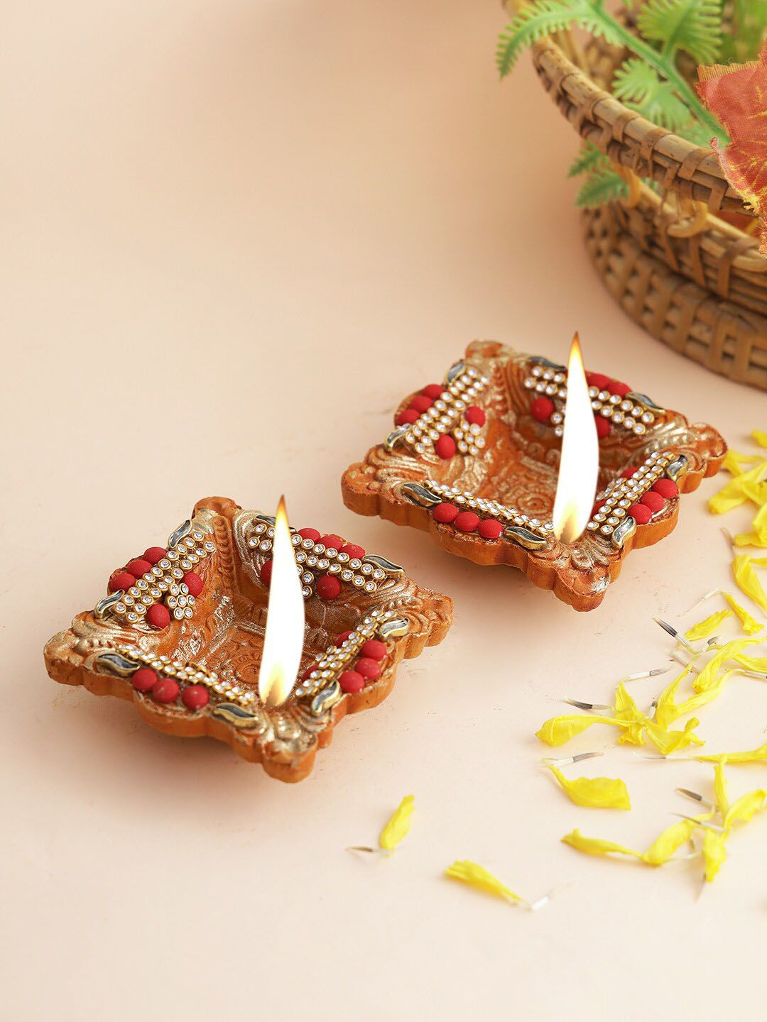 Aapno Rajasthan Set of 2 Red & Brown Terracotta  Diyas Price in India