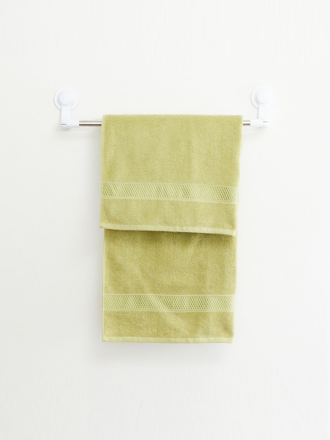 Home Centre Green Solid 380 GSM Cotton Bath Towel Price in India