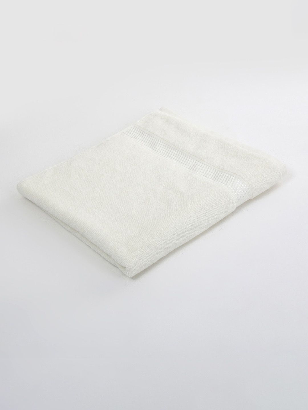 Home Centre White Solid 450 GSM Cotton Bath Towel Price in India