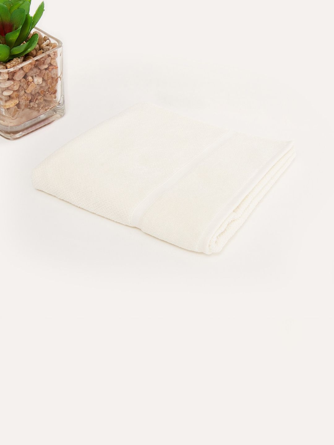 Home Centre White Solid 380 GSM Cotton Bath Towel Price in India