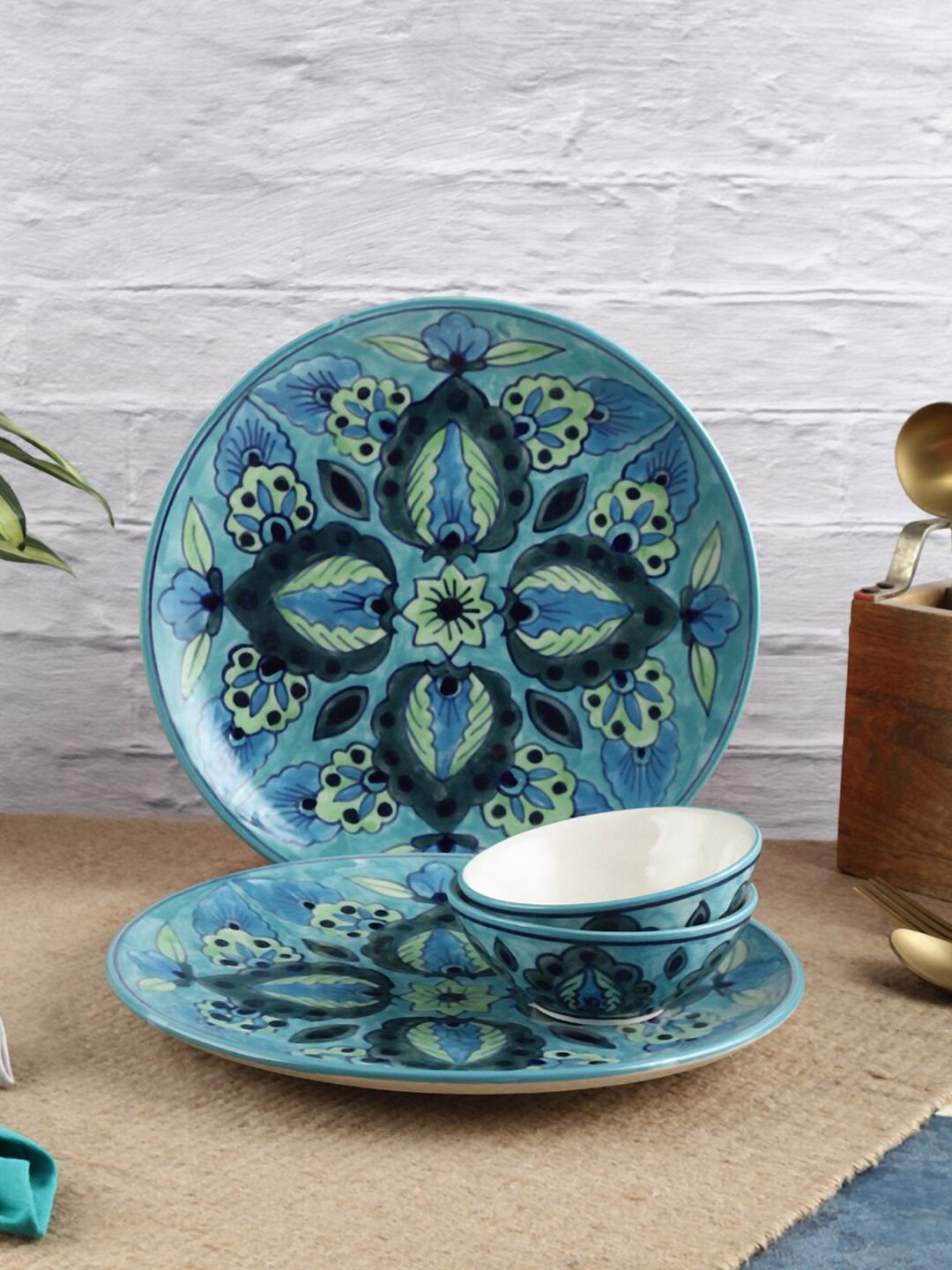VarEesha Sea Green & Blue 4 Pieces Handcrafted and Hand Painted Printed Ceramic Glossy Dinner Set Price in India