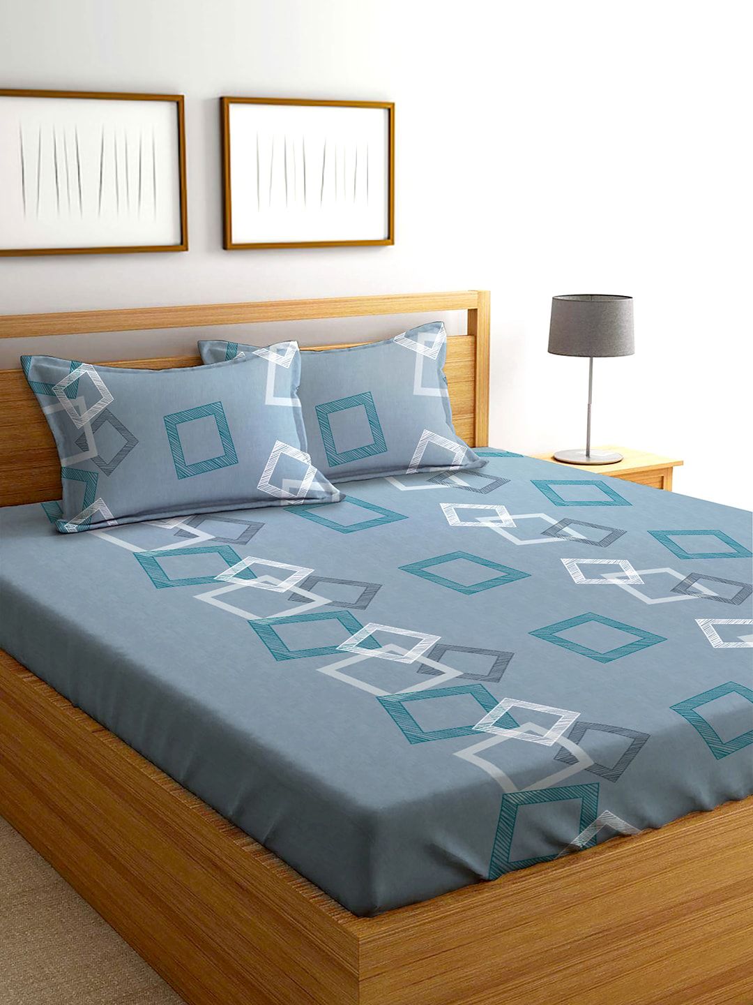 AEROHAVEN Blue & White Geometric 210 TC King Bedsheet with 2 Pillow Covers Price in India