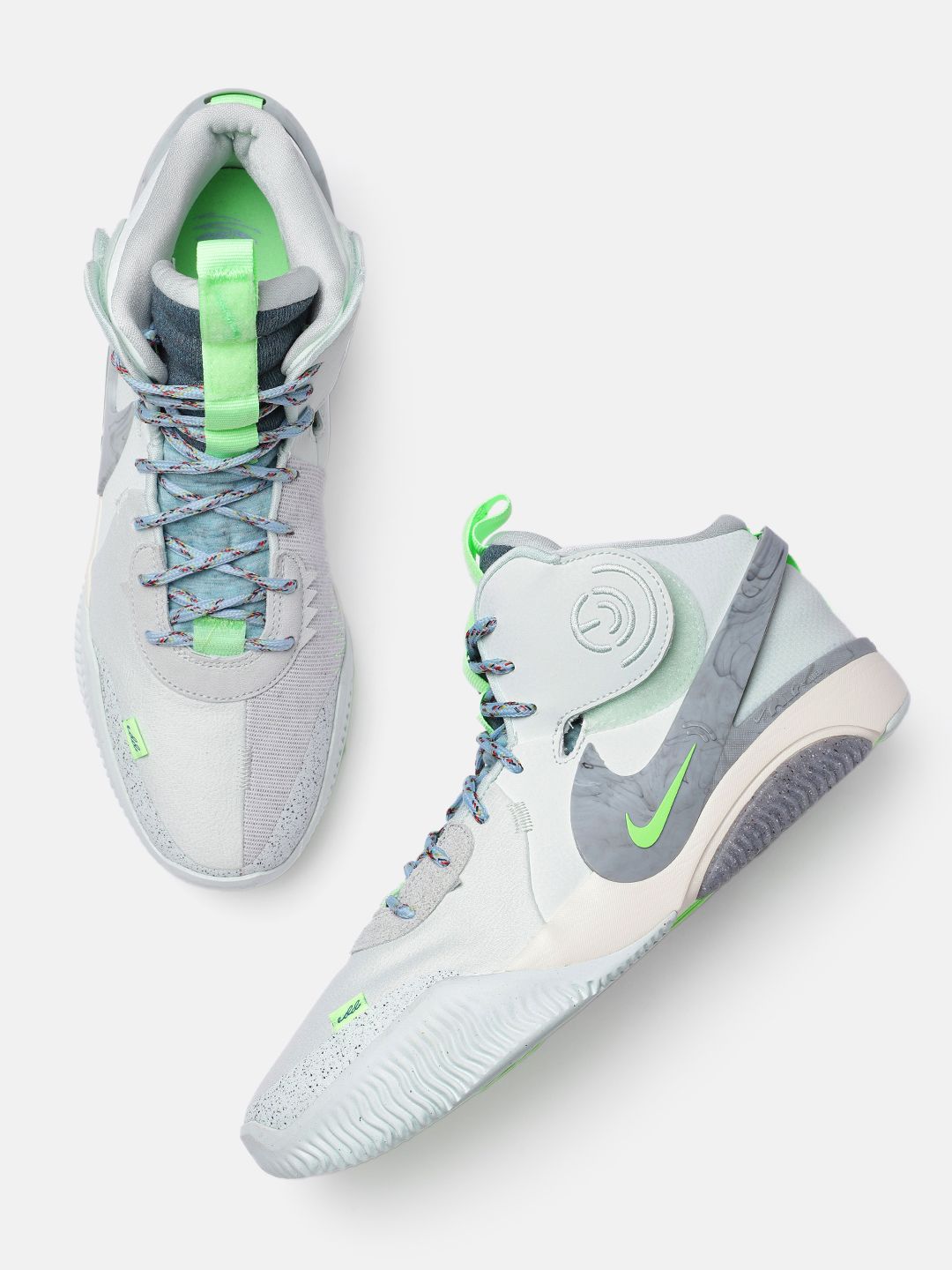 Nike Men Green Air Deldon Basketball Shoes