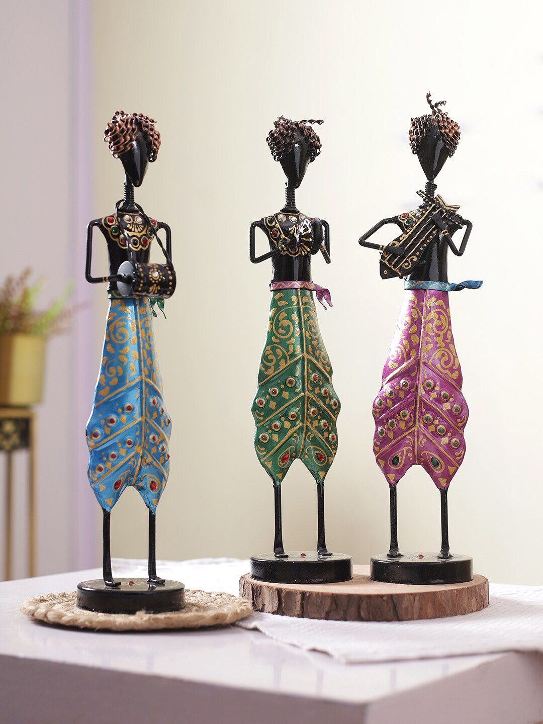 Aapno Rajasthan Set Of 3 Green, Blue & Pink Musical Player Showpieces Price in India
