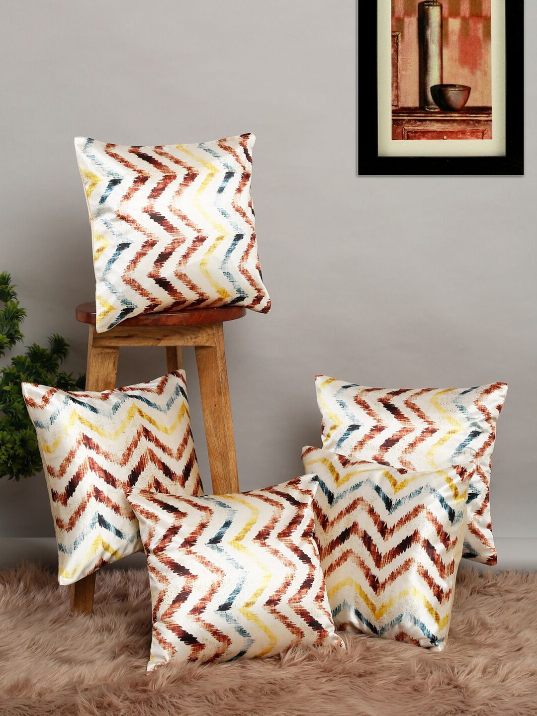 MULTITEX  Set of 5 Geometric Velvet Square Cushion Covers Price in India