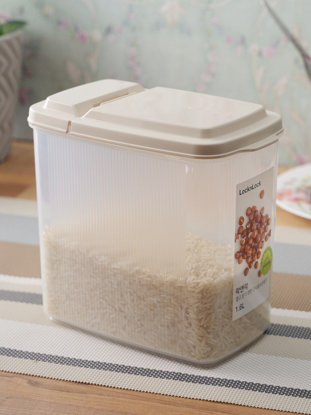 Lock & Lock Set of 2 Transparent Dry Flip Lid Food Storage Containers Price in India