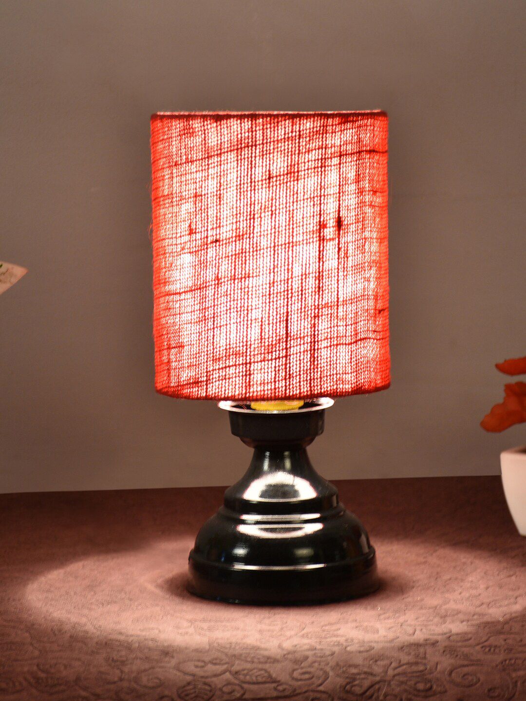 Foziq Black & Red Solid Table Lamp Price in India