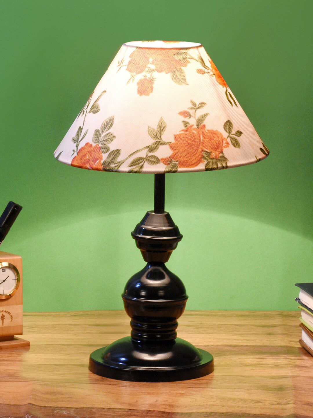 foziq Black & White Printed Metal Table Lamp Price in India