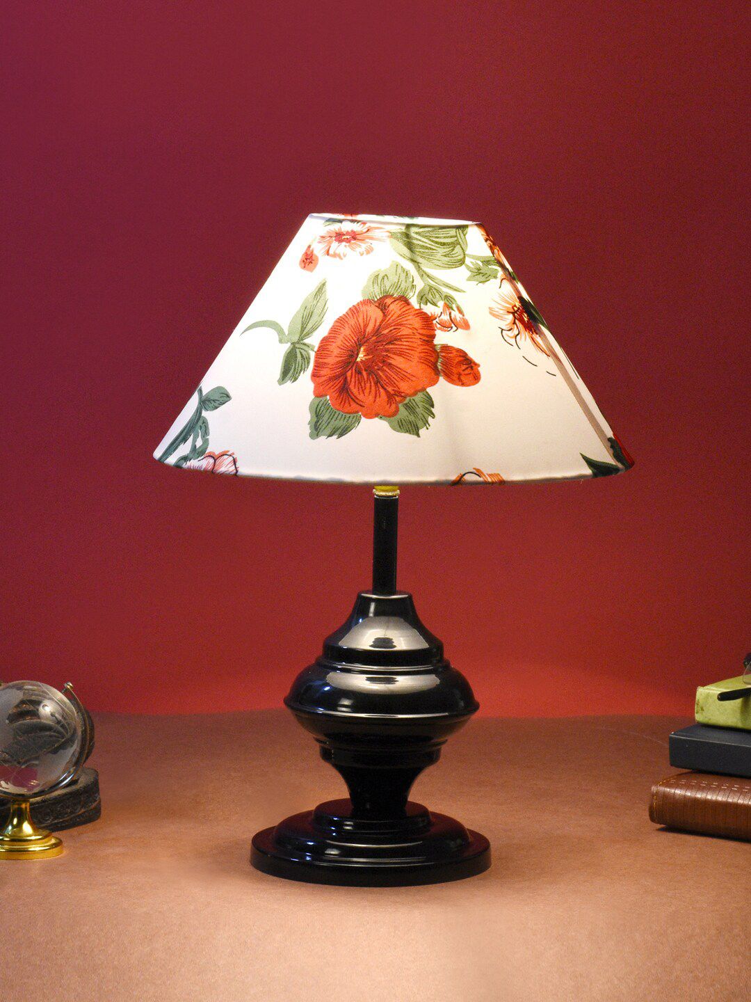 foziq Black & White Printed Triangle Table Lamps Price in India