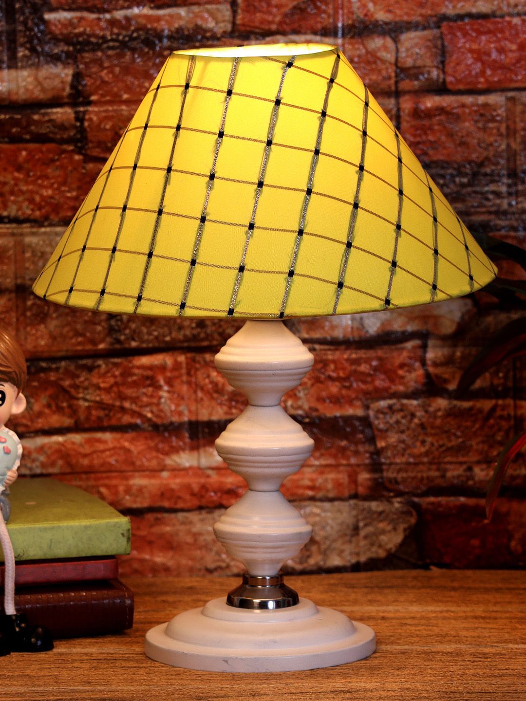 foziq White & Yellow Printed Table Lamp With Shade Price in India