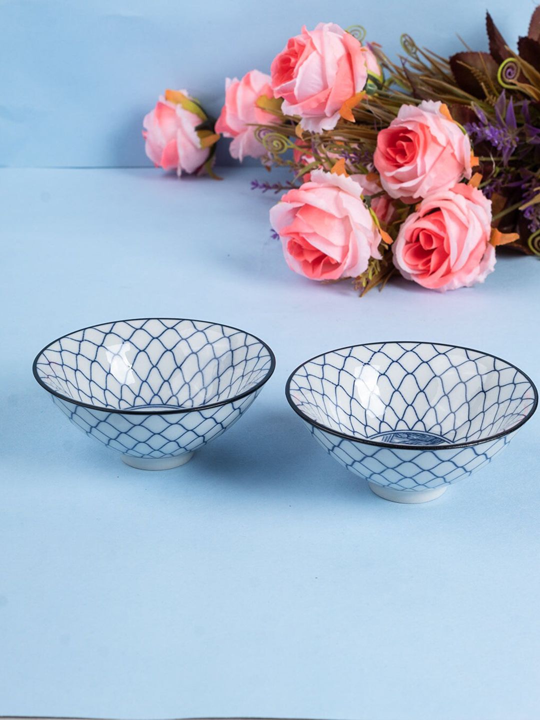 MARKET99 Set Of 2 Blue Printed Ceramic Bowls Price in India