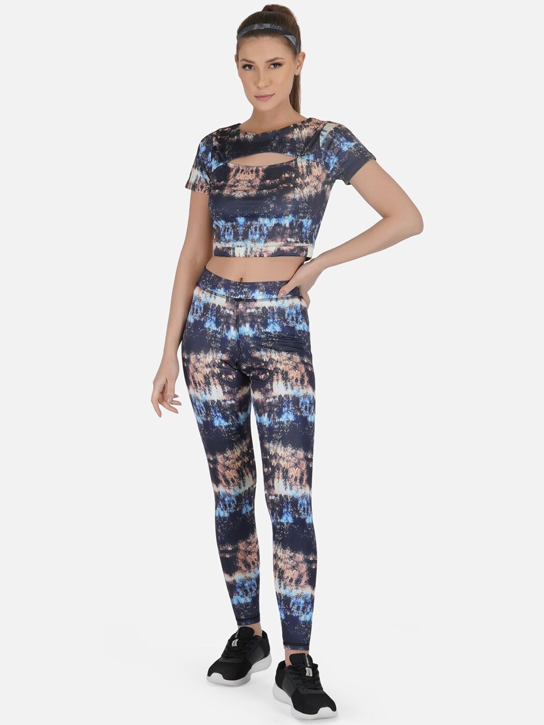 IMPERATIVE Women Black & Blue Abstract Printed Tracksuit Price in India