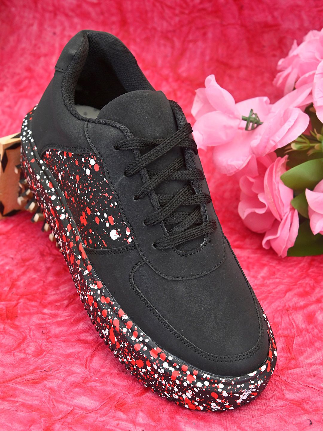 Roadster Women Black & Red Printed Casual Lace-Up Sneakers Price in India