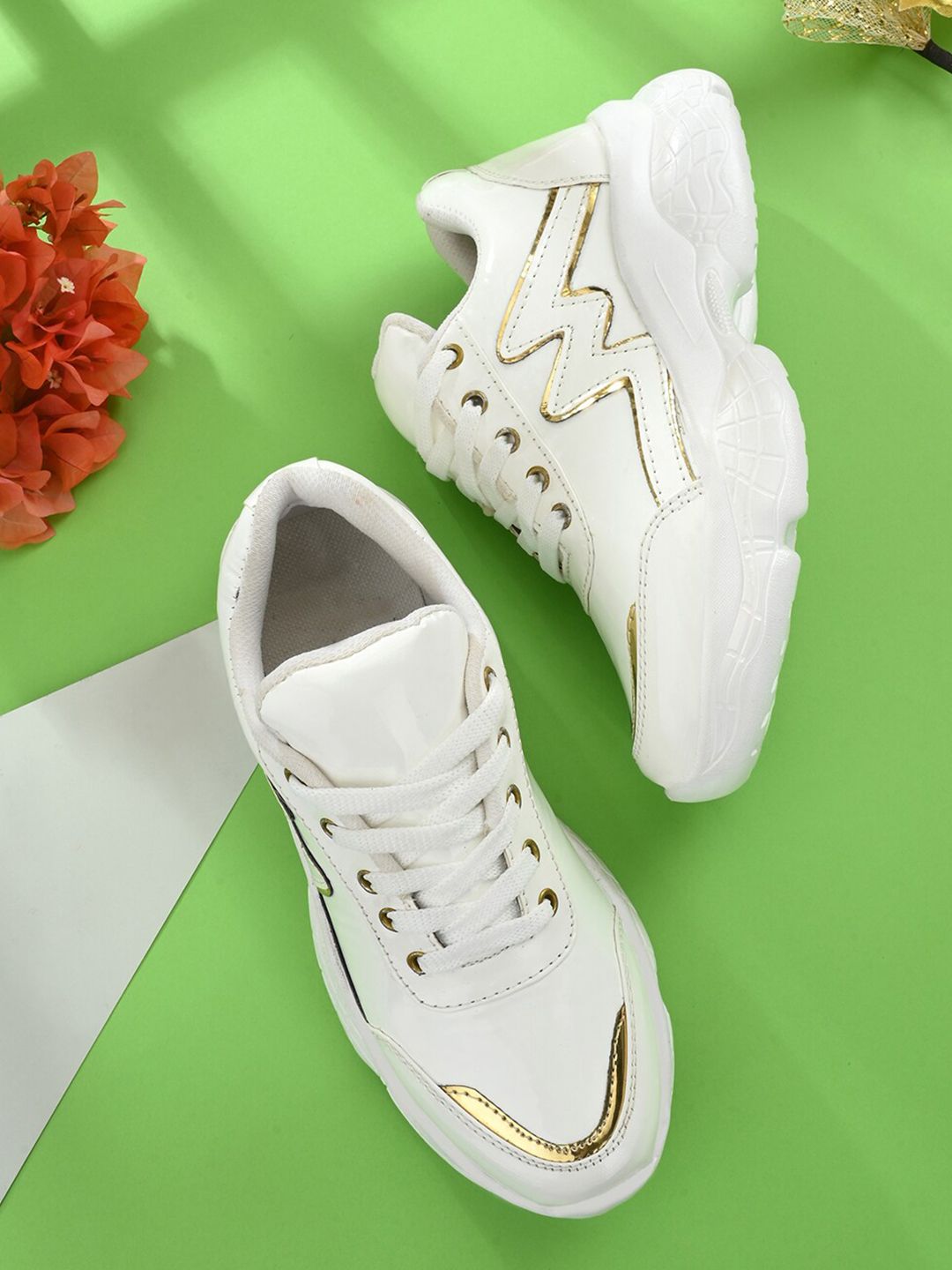 BUCIK Women White Running Shoes Price in India