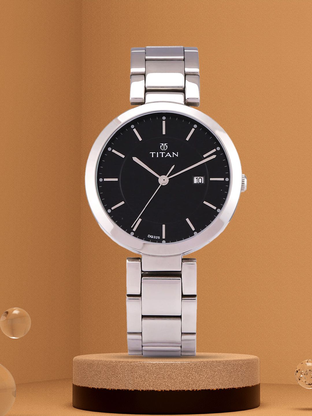 Titan Women Black Analogue Watch 2480SM08 Price in India