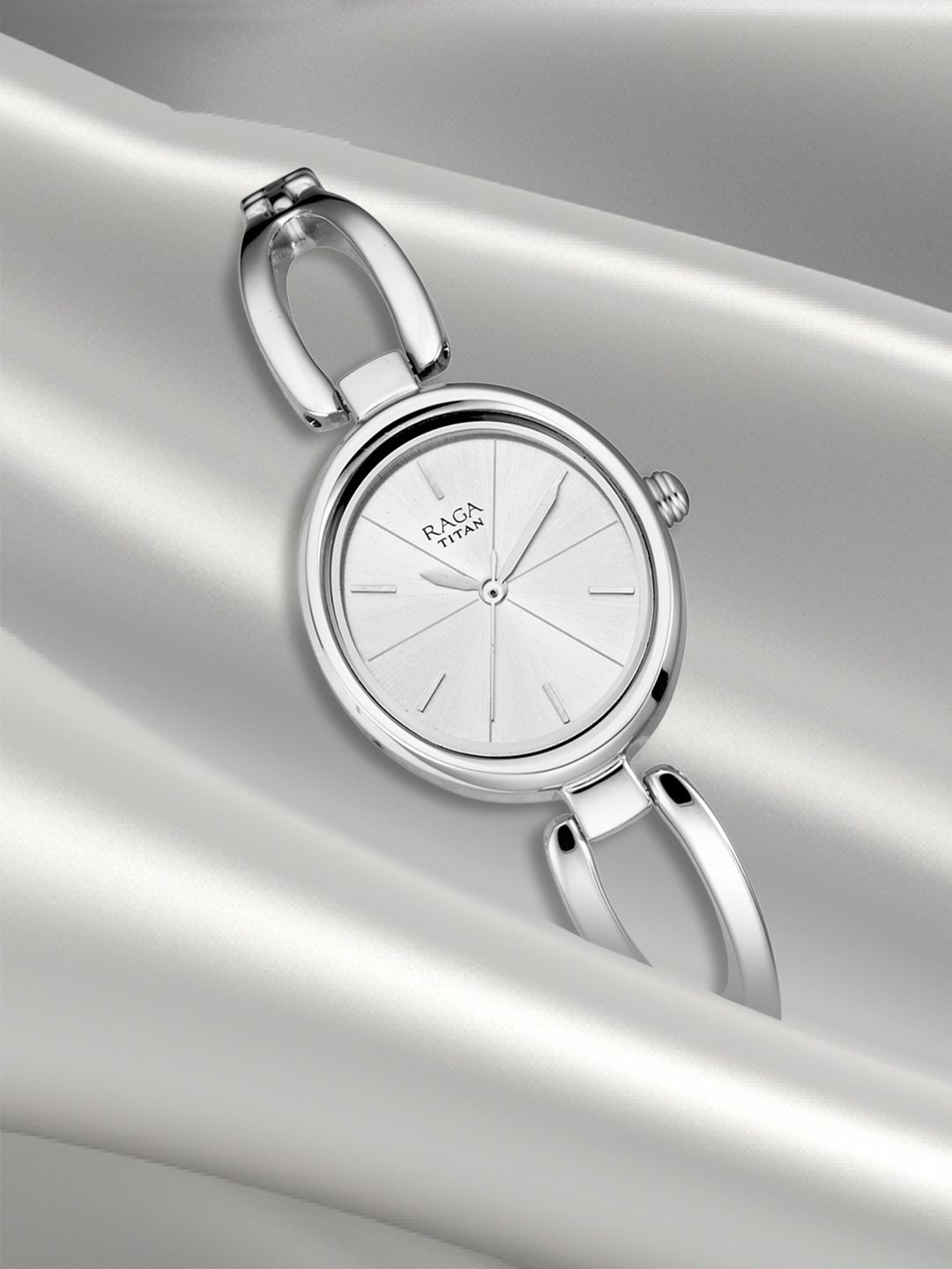Titan Titan Raga Viva Quartz Analog With Silver Dial Watch For Women - Nt2579sm01