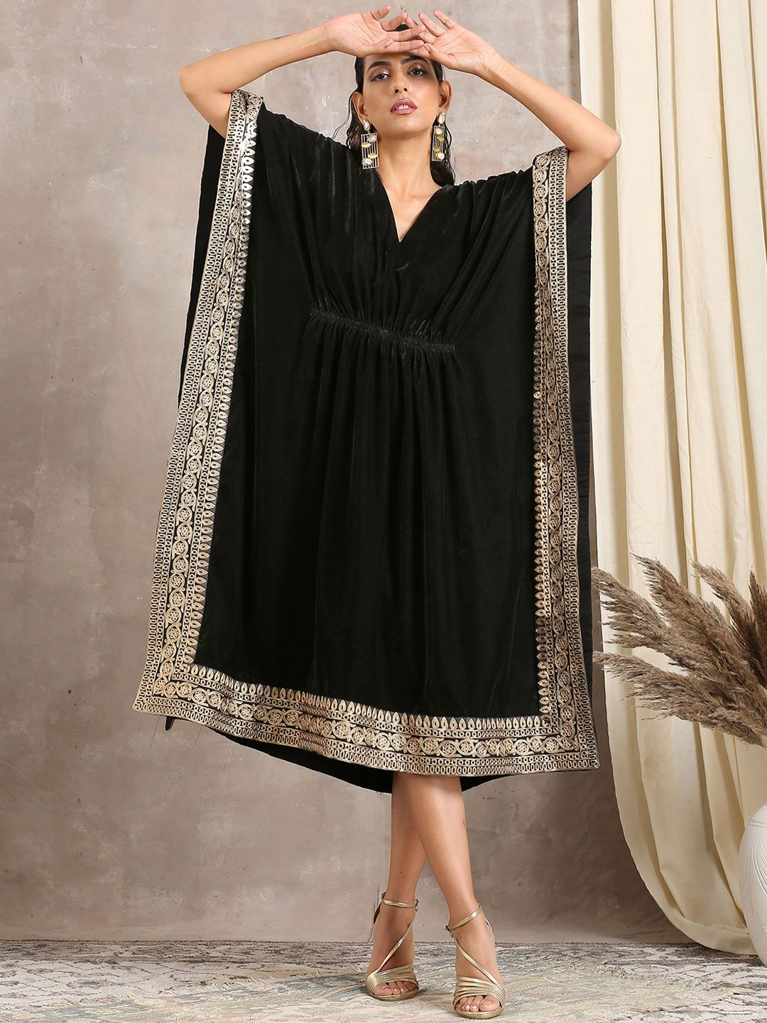 trueBrowns Women Black Embellished Velvet Ethnic Dress Price in India