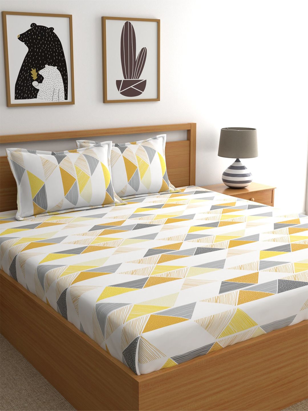 Dreamscape Yellow & White Pure Cotton Geometric 140 TC King Bedsheet with 2 Pillow Covers Price in India