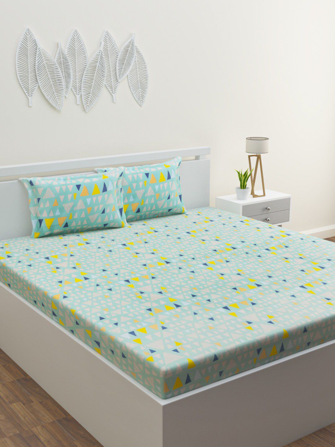ROMEE Sea Green & Yellow Pure Cotton Geometric 300 TC King Bedsheet with 2 Pillow Covers Price in India