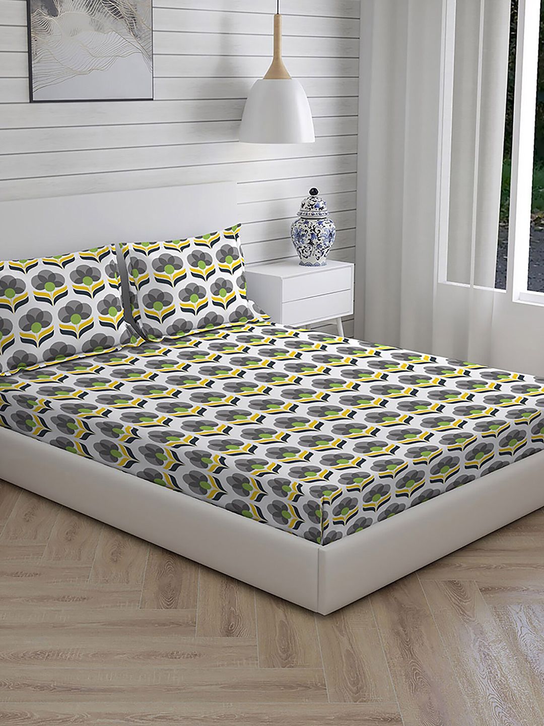 Layers Green & Grey Floral 104 TC Pure Cotton King Bedsheet with 2 Pillow Covers Price in India