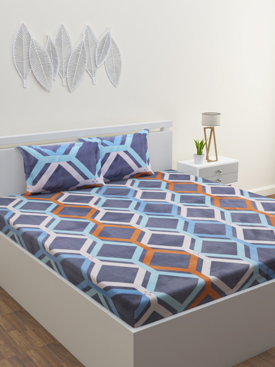 ROMEE Blue & White Geometric 300 TC Pure Cotton King Bedsheet with 2 Pillow Covers Price in India