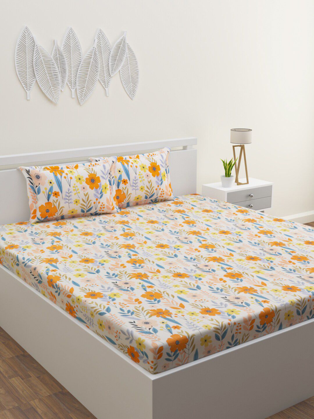 ROMEE Peach-Coloured & Orange Floral 300 TC Pure Cotton King Bedsheet with 2 Pillow Covers Price in India