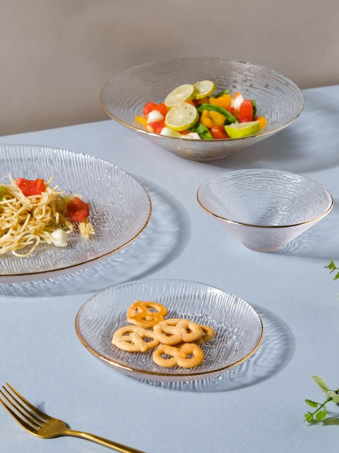 Nestasia Textured Glass Snack Plate Price in India