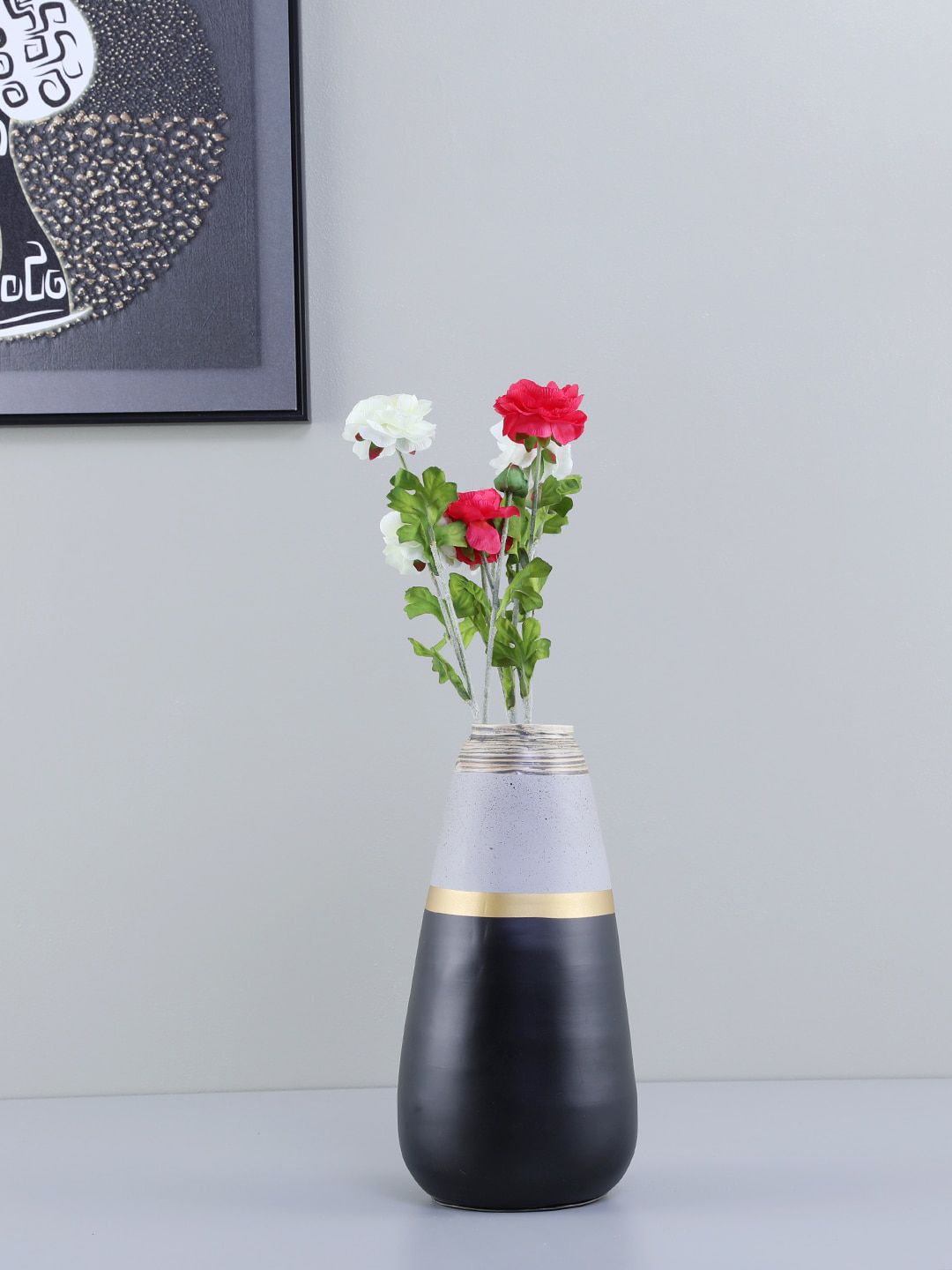 HomeTown Grey Solid Lacquer Vase Price in India