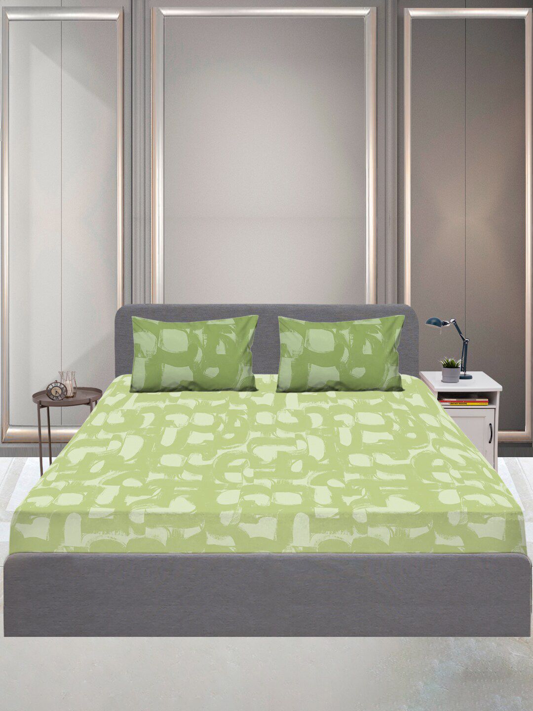 SLEEPX Green & White 144 TC Queen Bedsheet with 2 Pillow Covers Price in India