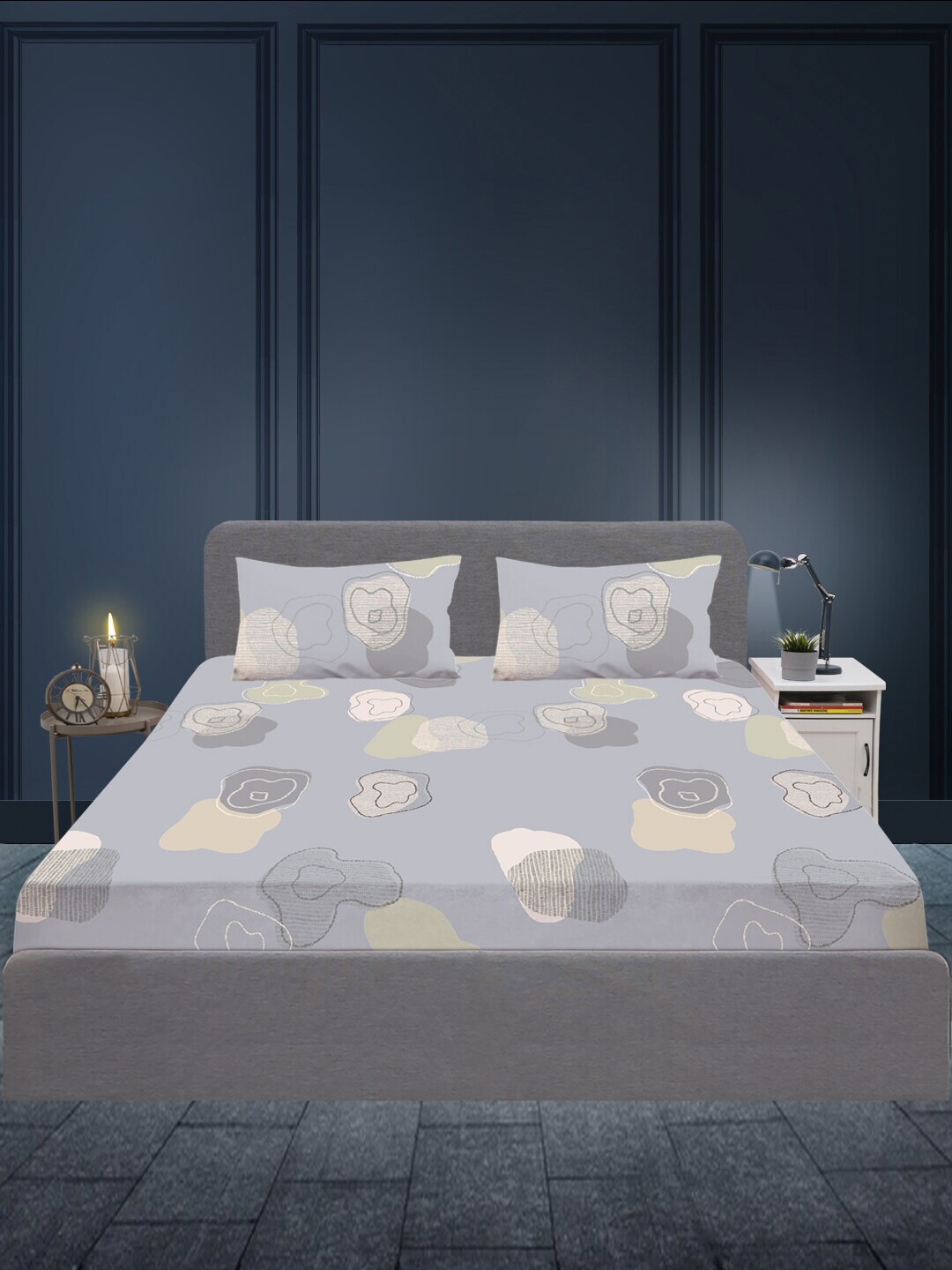 SLEEPX Grey & White Geometric 180 TC King Bedsheet with 2 Pillow Covers Price in India
