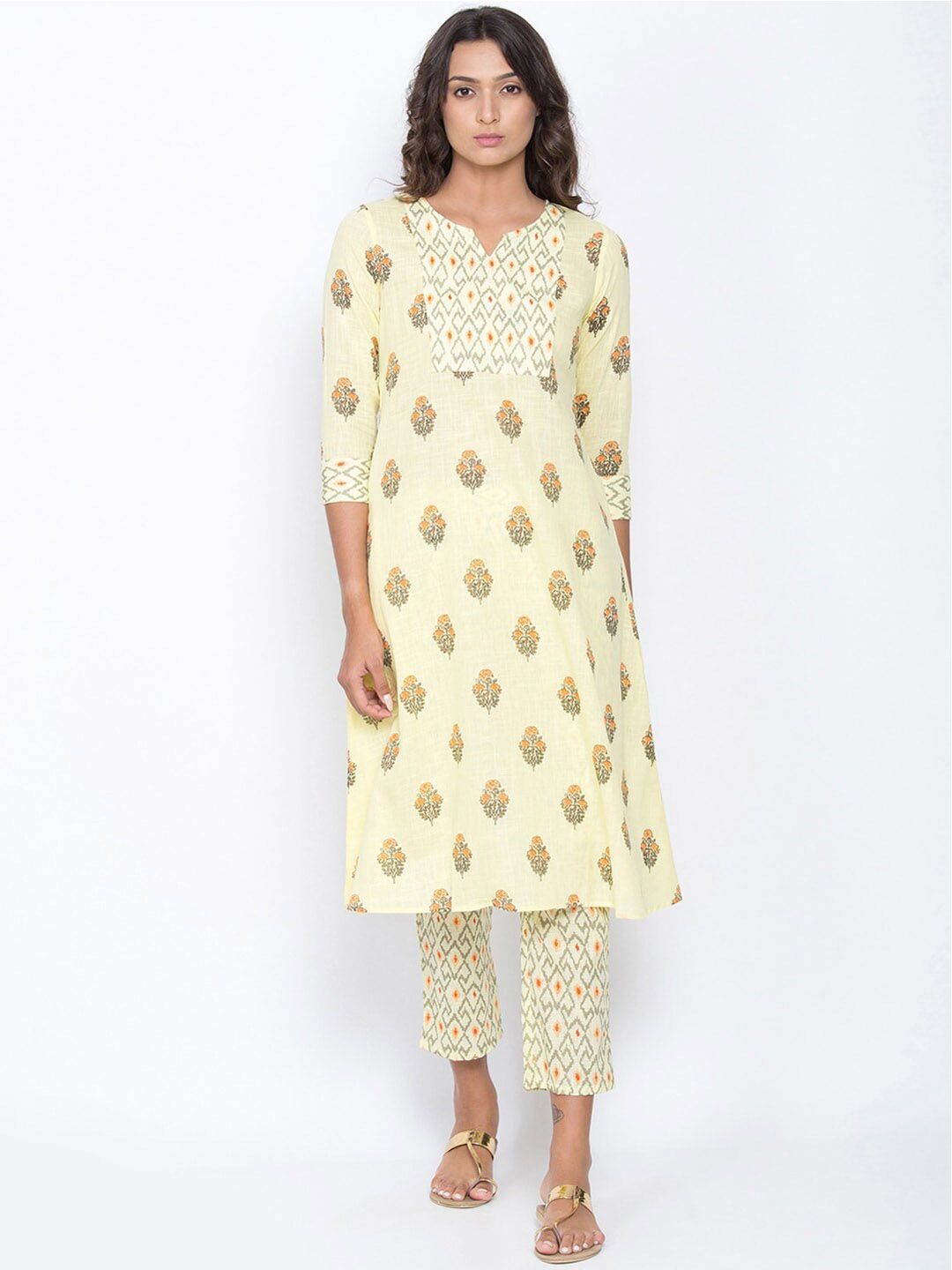 Be Indi Women Yellow Floral Printed Pure Cotton Straight  Kurta with Trousers Price in India