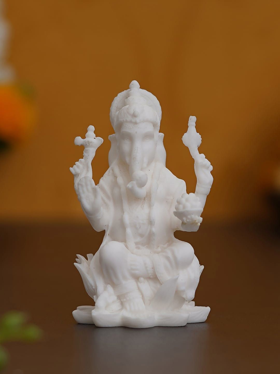 eCraftIndia White Solid Lord Ganesha Statue Showpiece Price in India