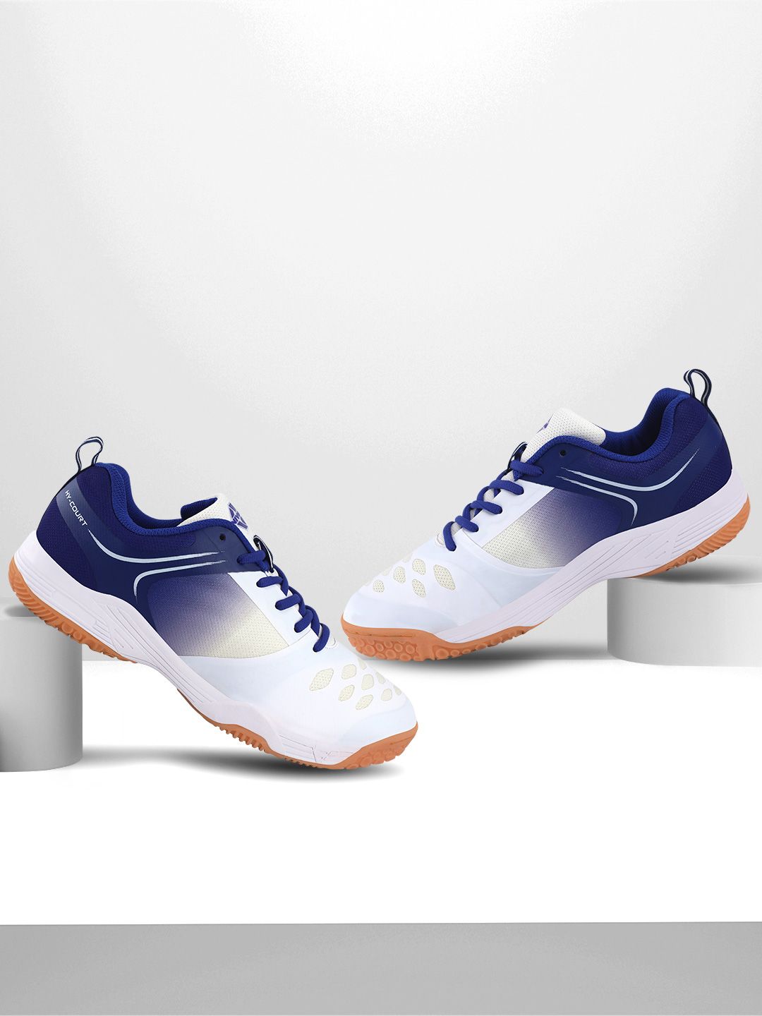 NIVIA Men White Mesh Badminton Non-Marking Shoes