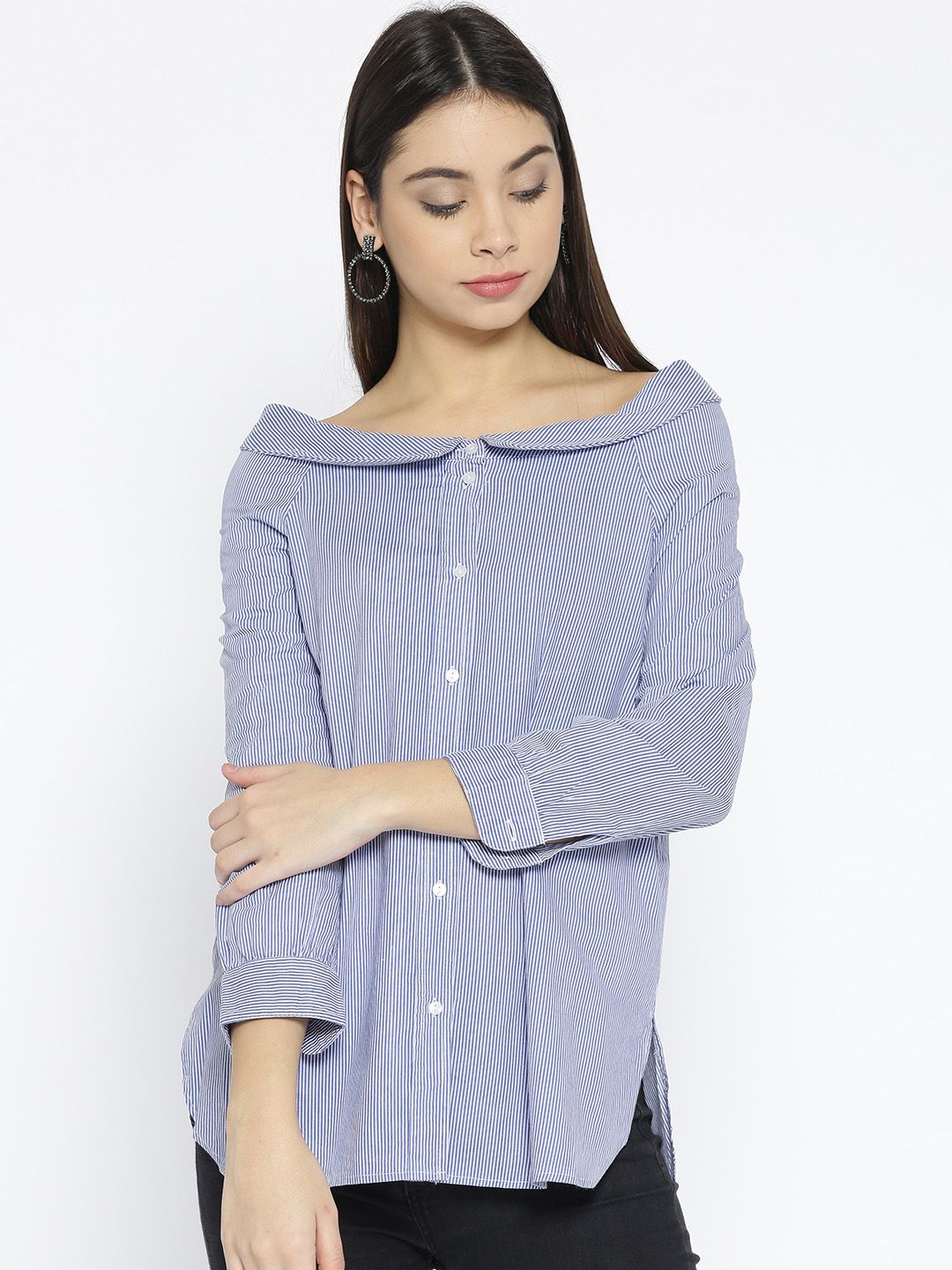 Vero Moda Women White & Blue Regular Fit Striped Casual Shirt