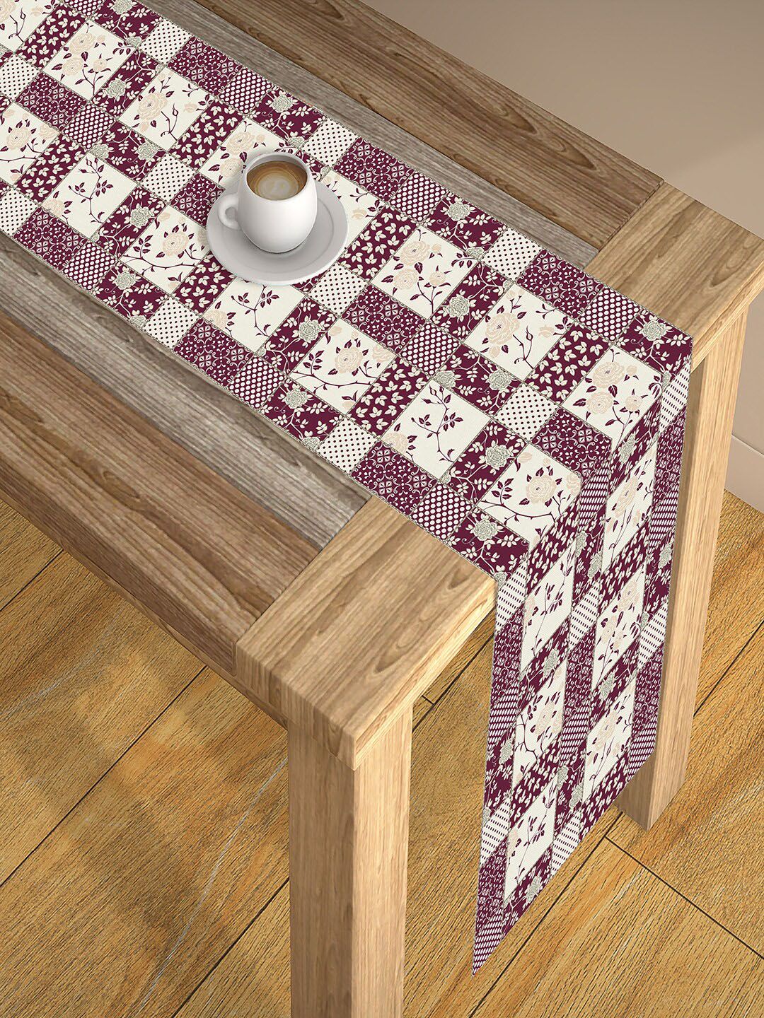 AEROHAVEN Maroon Printed 6 Seater  Poly Matte Table Runners Price in India