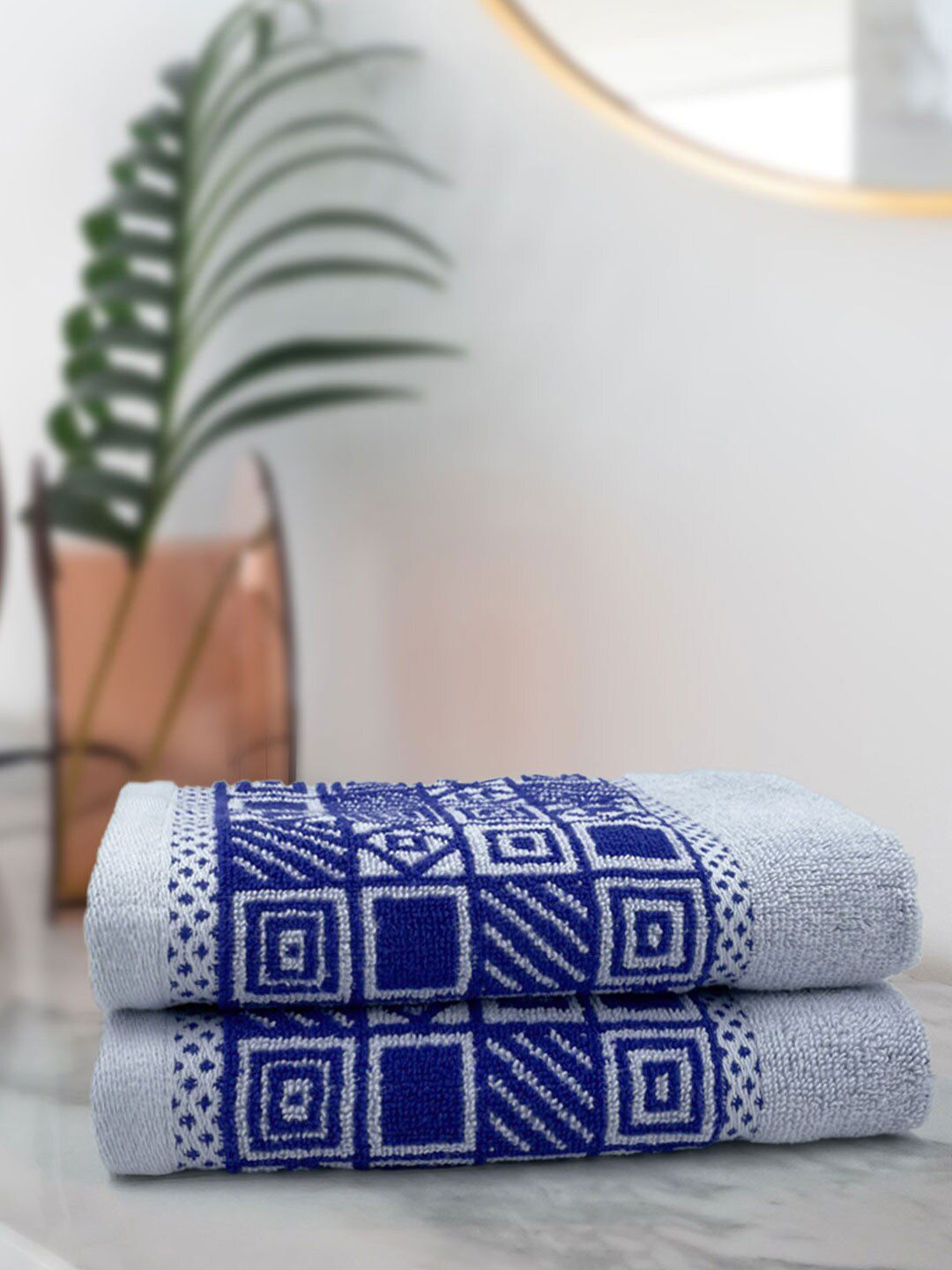 Aura Set of 2 Blue Printed Cotton 380 GSM Hand Towels Price in India