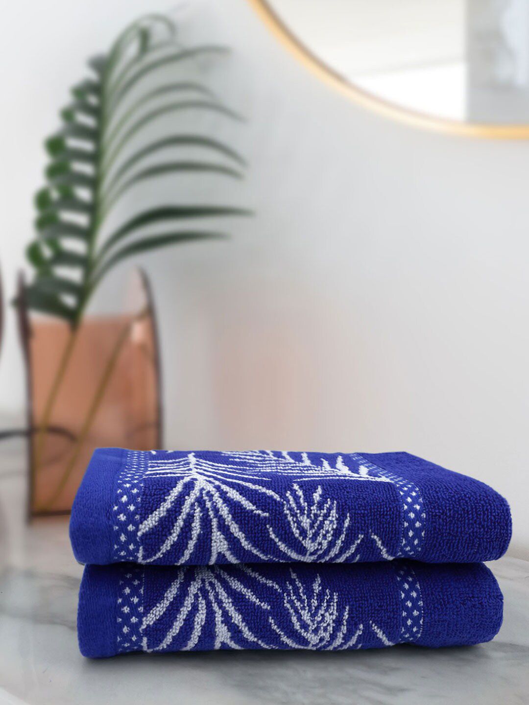 Aura Set of 2 Blue Printed Pure Cotton 380 GSM Hand Towels Price in India