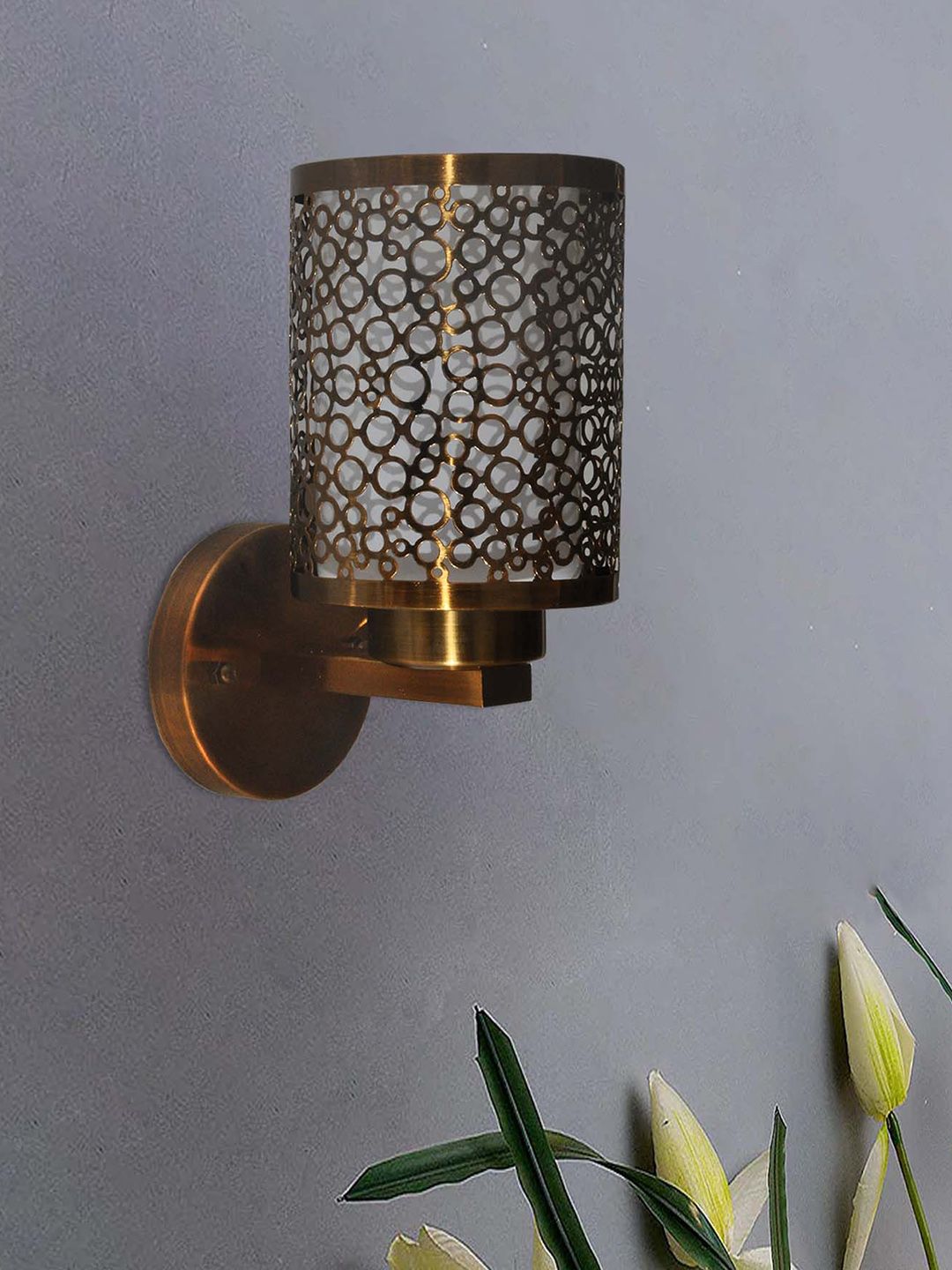 SHREE KALA HOME DECOR Gold-Toned Cylindrical Wall Lamp Price in India