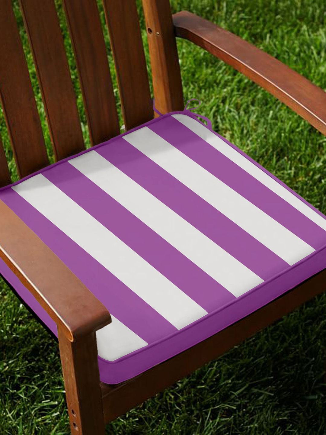 Lushomes Pack of 2 Striped Foam Chairpads Price in India