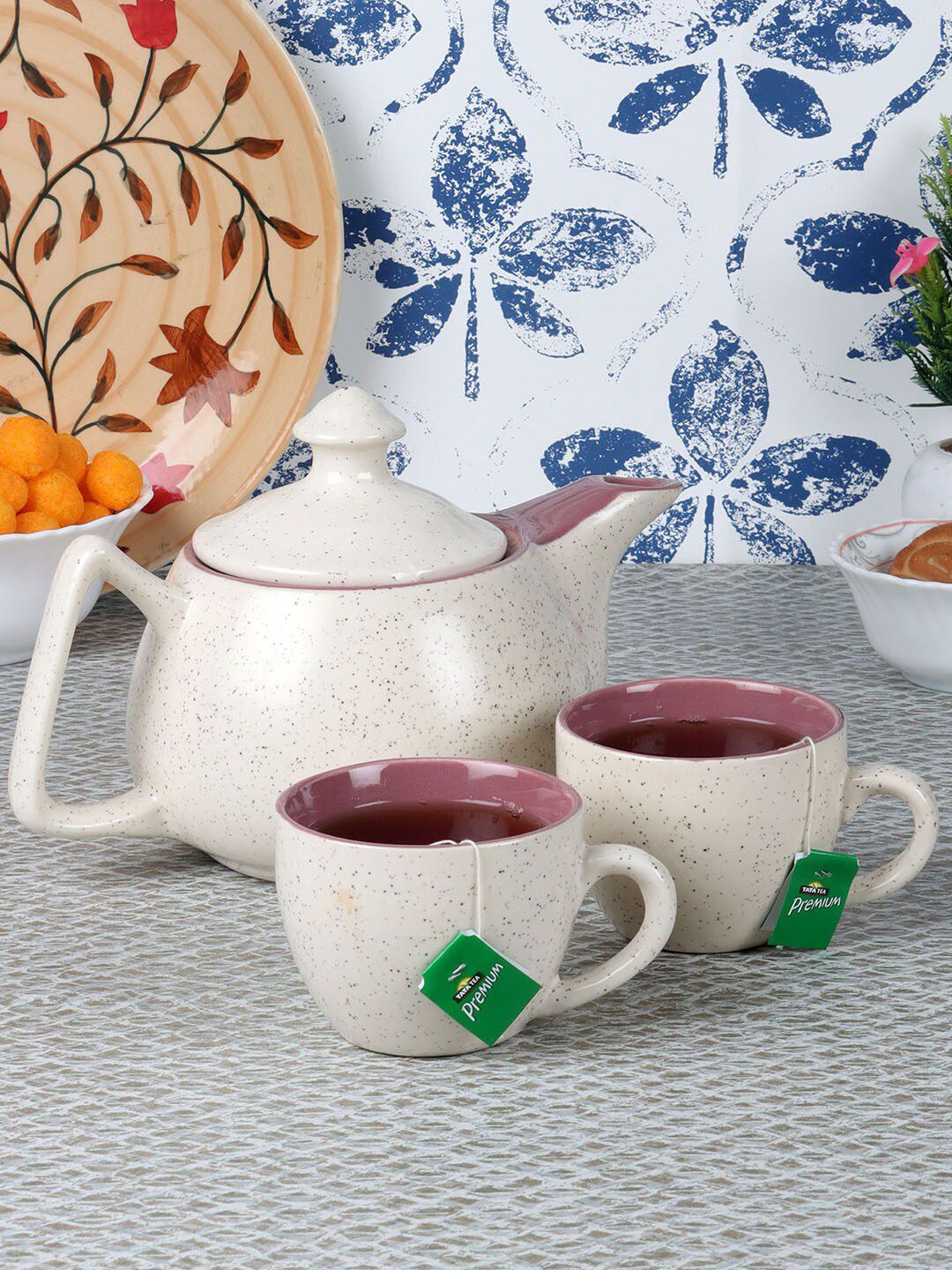 CDI Set of 6 White Printed Ceramic Glossy Cups & Kettle Price in India