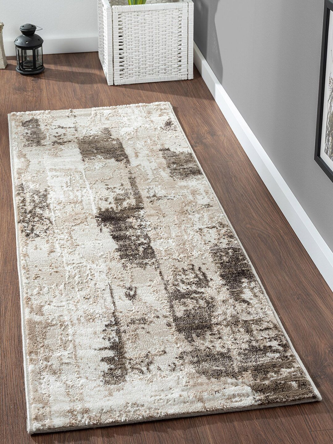OBSESSIONS Beige & Brown Anti-Static Floor Runner Price in India