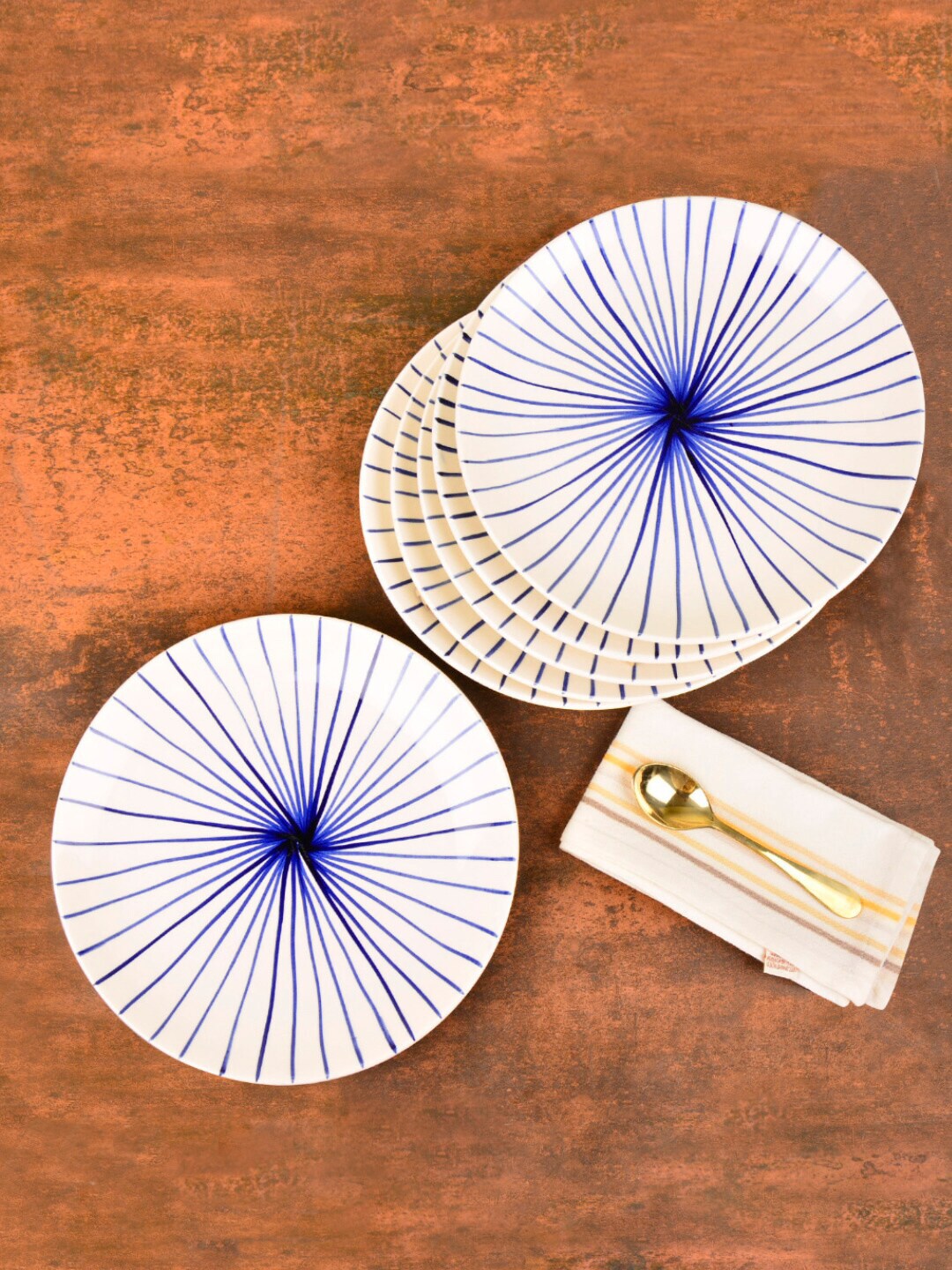 StyleMyWay White & Blue 6 Pieces Hand Painted Printed Ceramic Glossy Plates Price in India
