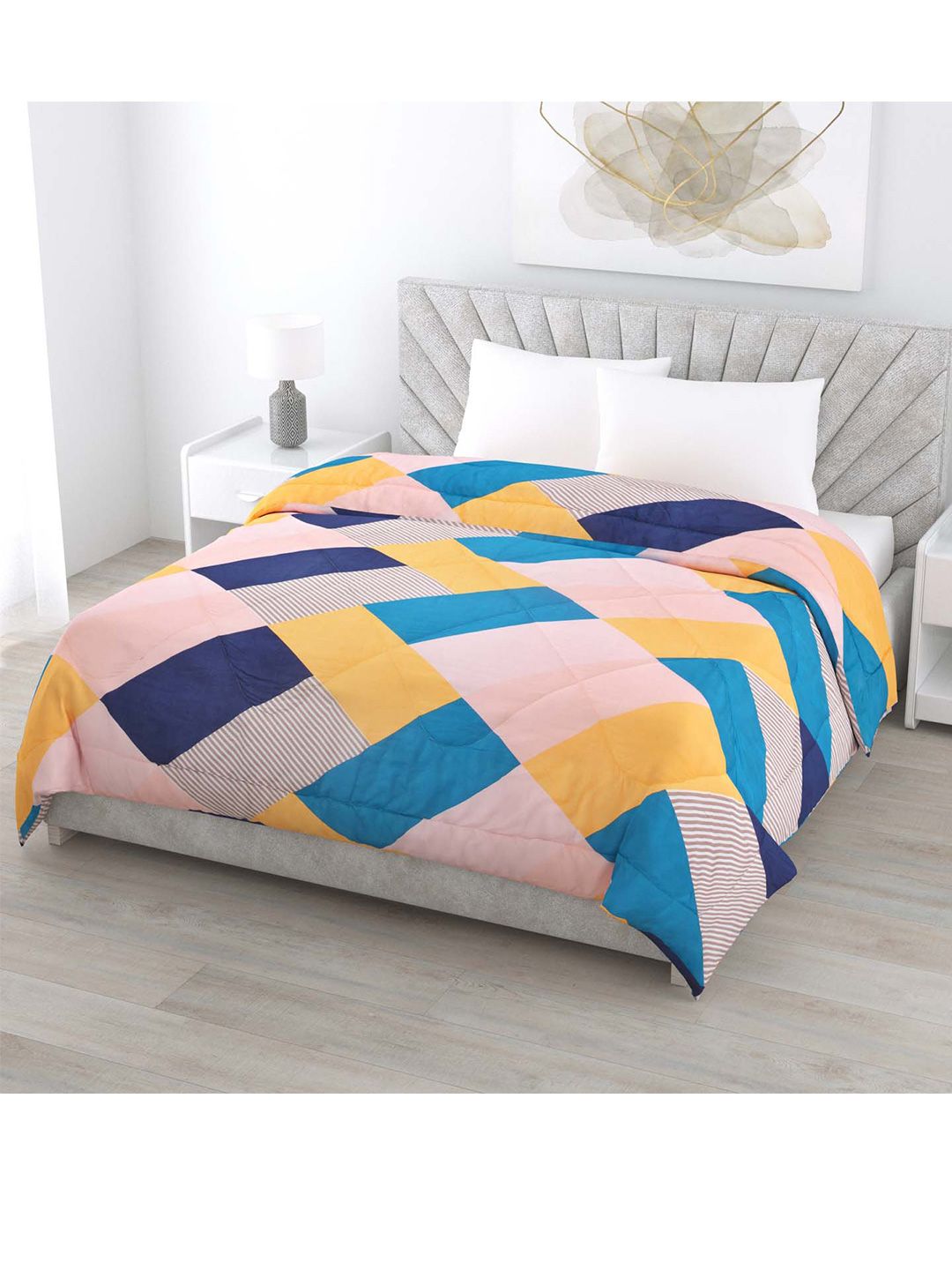 haus & kinder Blue & Pink Geometric Microfiber AC Room 150 GSM Single Bed Comforter Price in India